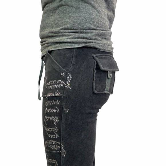 Juicy Couture Pants - Vintage y2k Juicy Couture Gray Sweatpants with Velour Finish size Xs